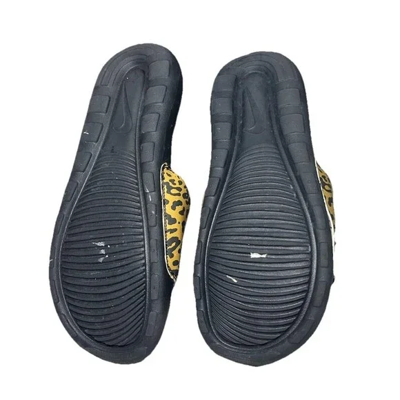 Nike Victori One Cheetah Print Slide Sandals CN9676-700 GUC Size 9 - Picture 2 of 3